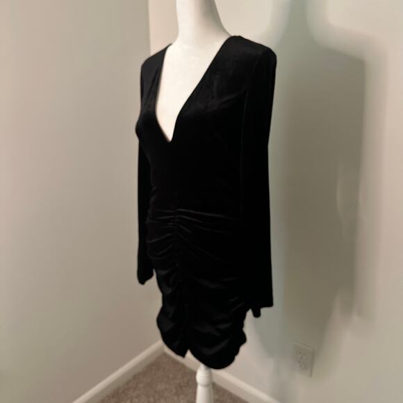 Bardot black velvet n-neck long sleeve midi dress size 6 - Picture 5 of 12